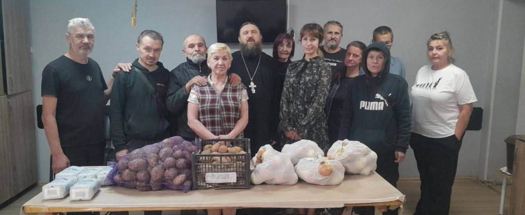 Єпархії УПЦ продовжують надавати масштабну допомогу військовим, лікарням та соціальним установам