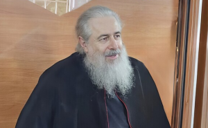 ДНІПРО. Суд ухвалив рішення про звільнення митрополита Святогірського Арсенія під домашній арешт