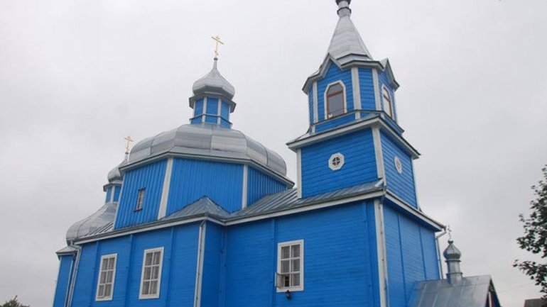 У Камені-Каширському громада ПЦУ півтора року не може потрапити до власного храму