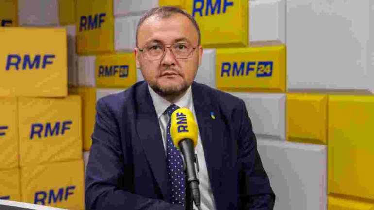 Польща місяцями гальмує дозвіл на пошук тіл загиблих українців, — посол