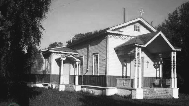 На Чернігівщині через ворожий обстріл згоріла 115-річна Свято-Миколаївська церква