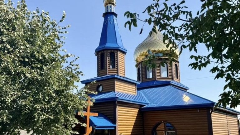 УПЦ МП збудувала та освятила нову церкву на Вінниччині попри скарги про "утиски"