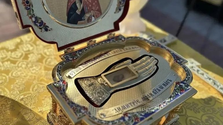 Російська православна церква відправила на передову мощі Дмитра Донського