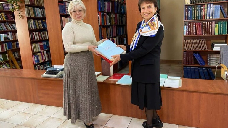 Тернопільські бібліотеки поповнилися працями Патріарха УГКЦ Йосифа Сліпого