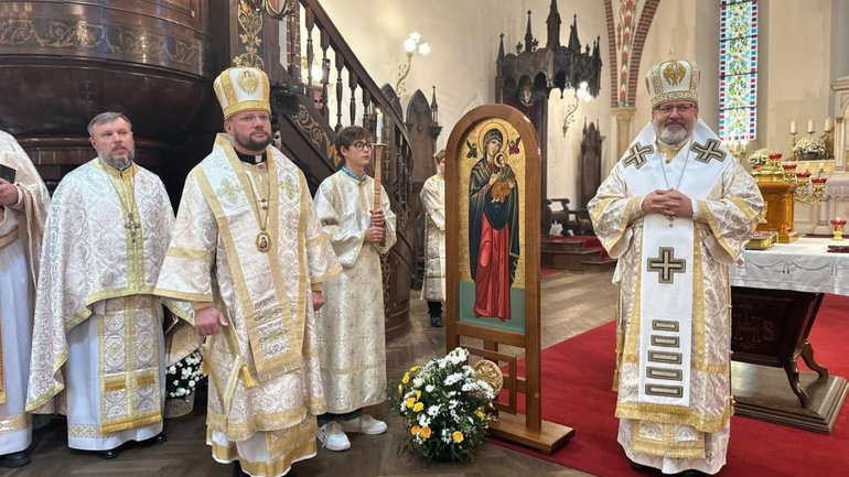 Очільник УГКЦ висловив подяку українцям Латвії за збереження національної ідентичності та латвійцям за солідарність