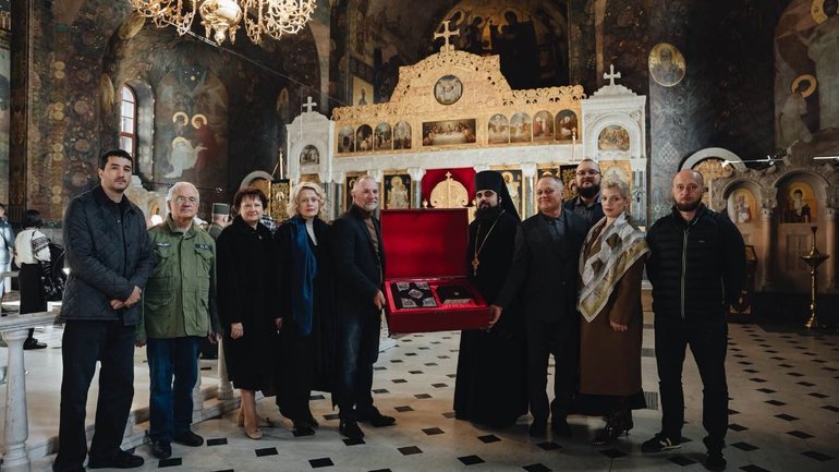 До ювілею Києво-Печерської лаври презентували факсимільну копію Пересопницького Євангелія