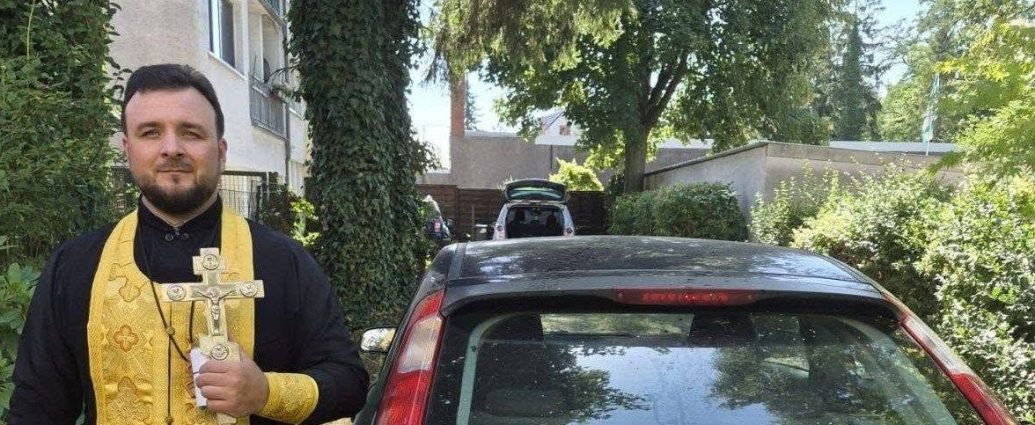 Бременська парафія УПЦ передала автівку на потреби Збройних Сил України