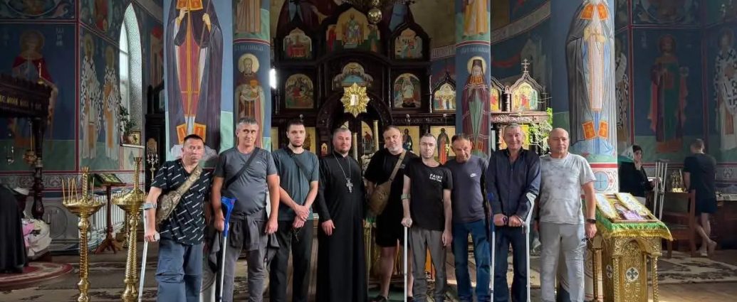 Українські військові та лікарі здійснили паломництво до мощей святого Іова Угольського