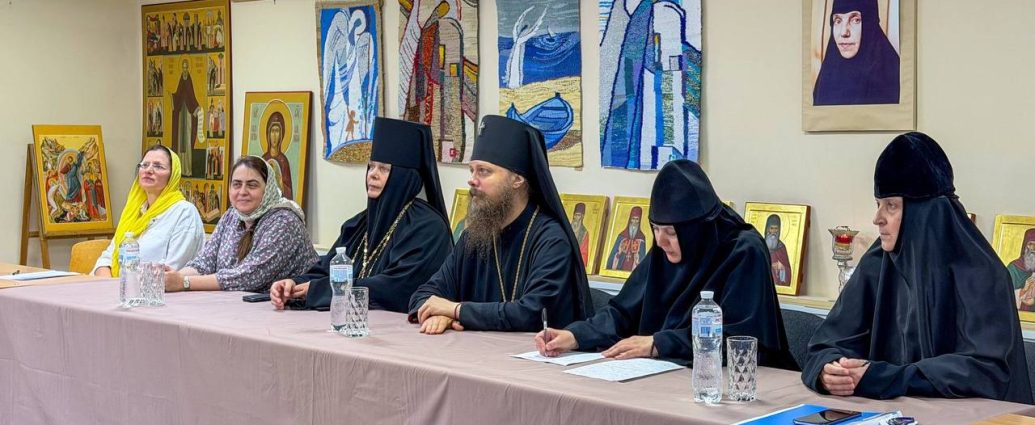 В Одеσській духовній семінарії пройшли вступні випробування на золотошвейне, іконописне та регентське відділення
