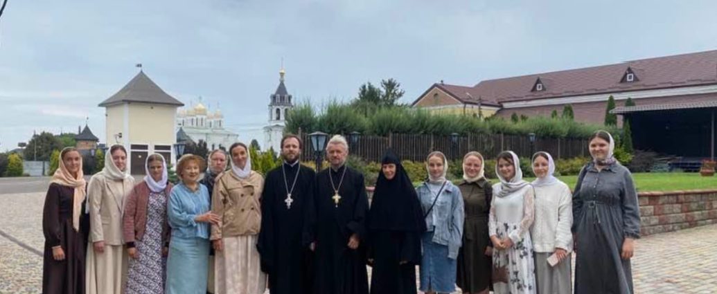 У регентському відділенні при Зимненському монастирі відбулися вступні іспити