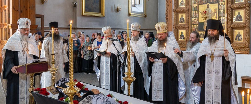 У Святогірській лаврі відбувся чин похорону убієнного монаха Варсонофія